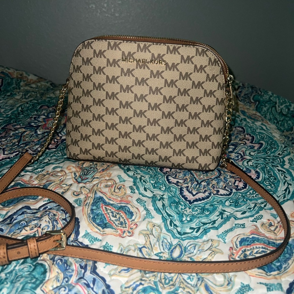 Michael Kors purse